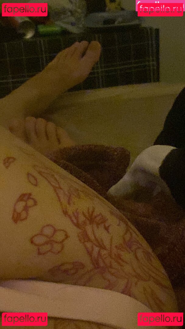 LycheeJinx / Shorkhub / _elliewe0831 Onlyfans Photo Gallery 