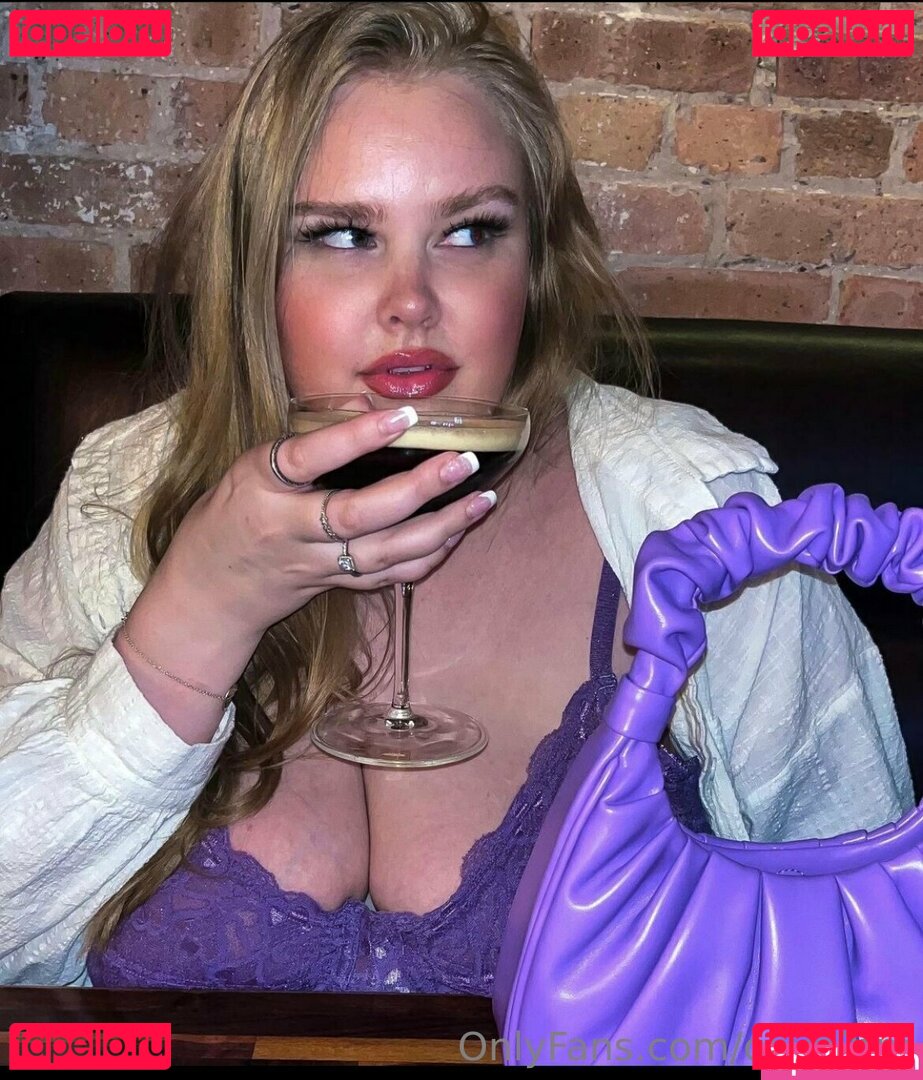 olivemartinixxx / olivemmartini Onlyfans Photo Gallery 