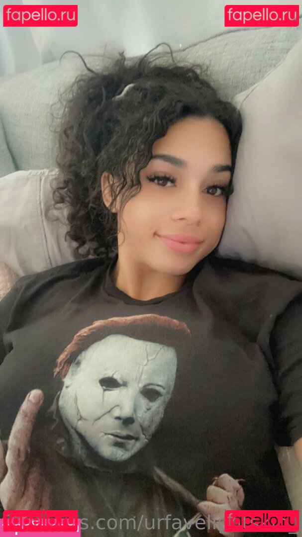 chickie_nugz / urfavelightskin_free Onlyfans Photo Gallery 