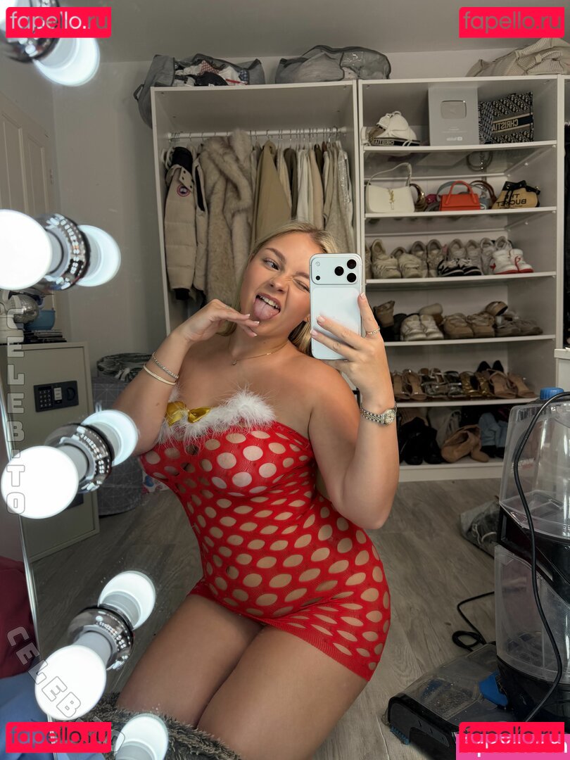 Marsdenit / beautybrooke123 / brookemarsden6 / marsdenitYT Onlyfans Photo Gallery 