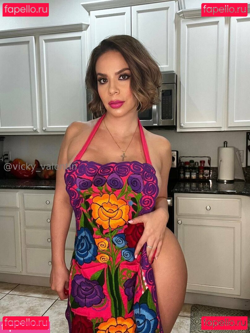 victoria_valentin Onlyfans Photo Gallery 