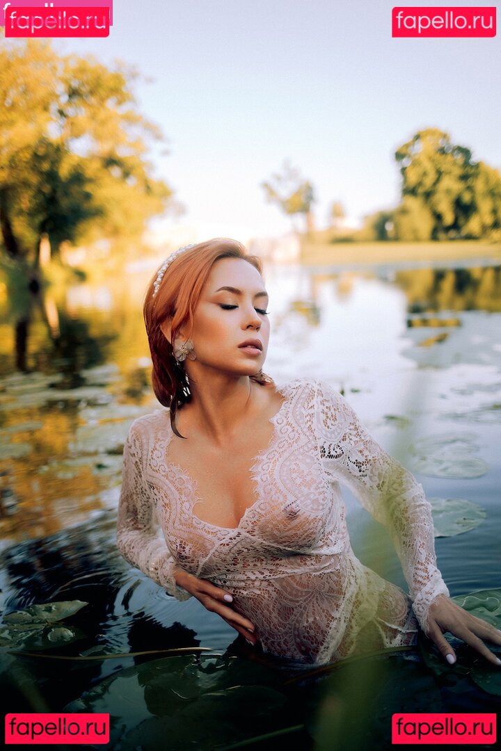 Oladushek11 aka Natasha Roik / oladushek11 Onlyfans Photo Gallery 