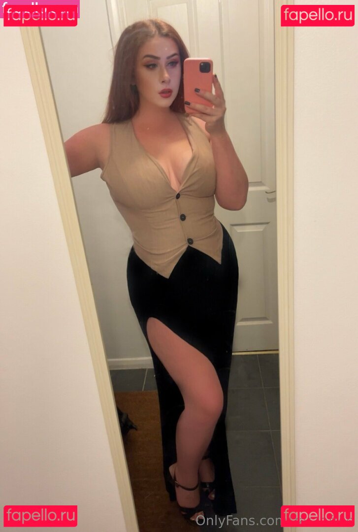 zara_free / zaraafree Onlyfans Photo Gallery 