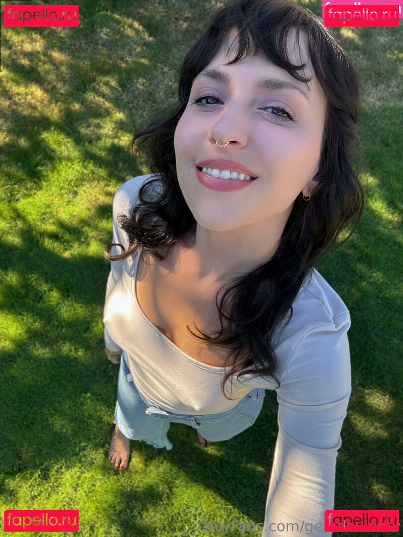 gem.devine / gemdevinetv Onlyfans Photo Gallery 