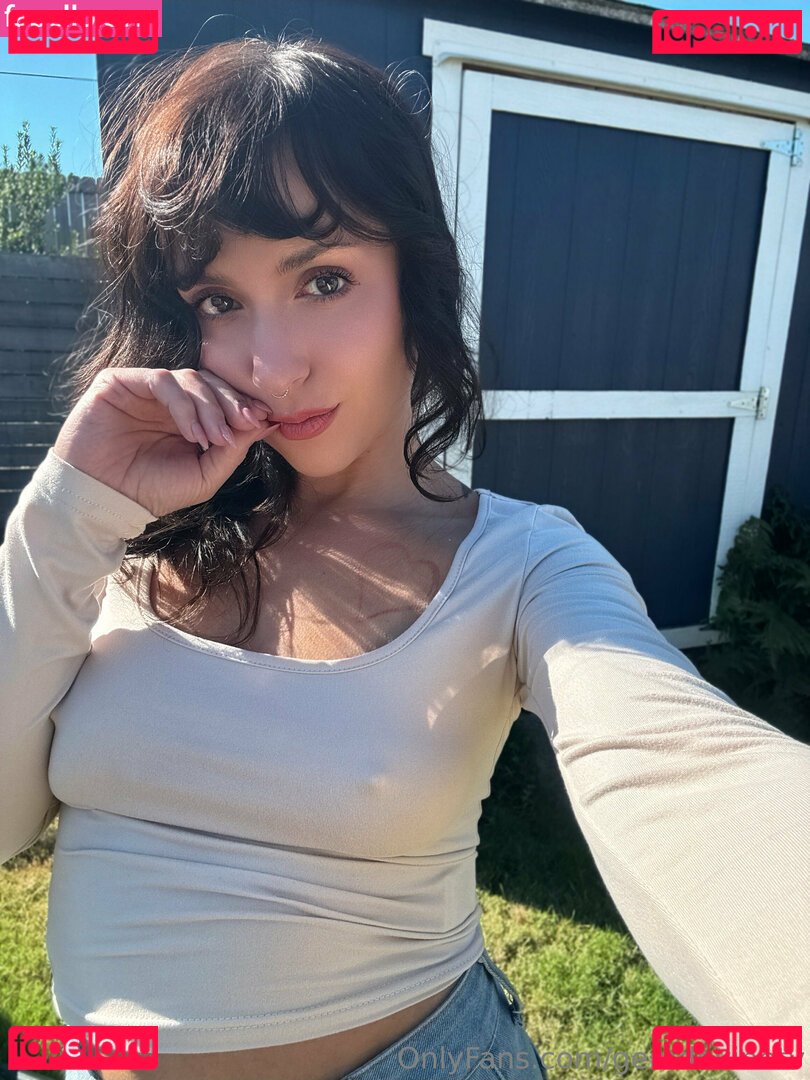 gem.devine / gemdevinetv Onlyfans Photo Gallery 