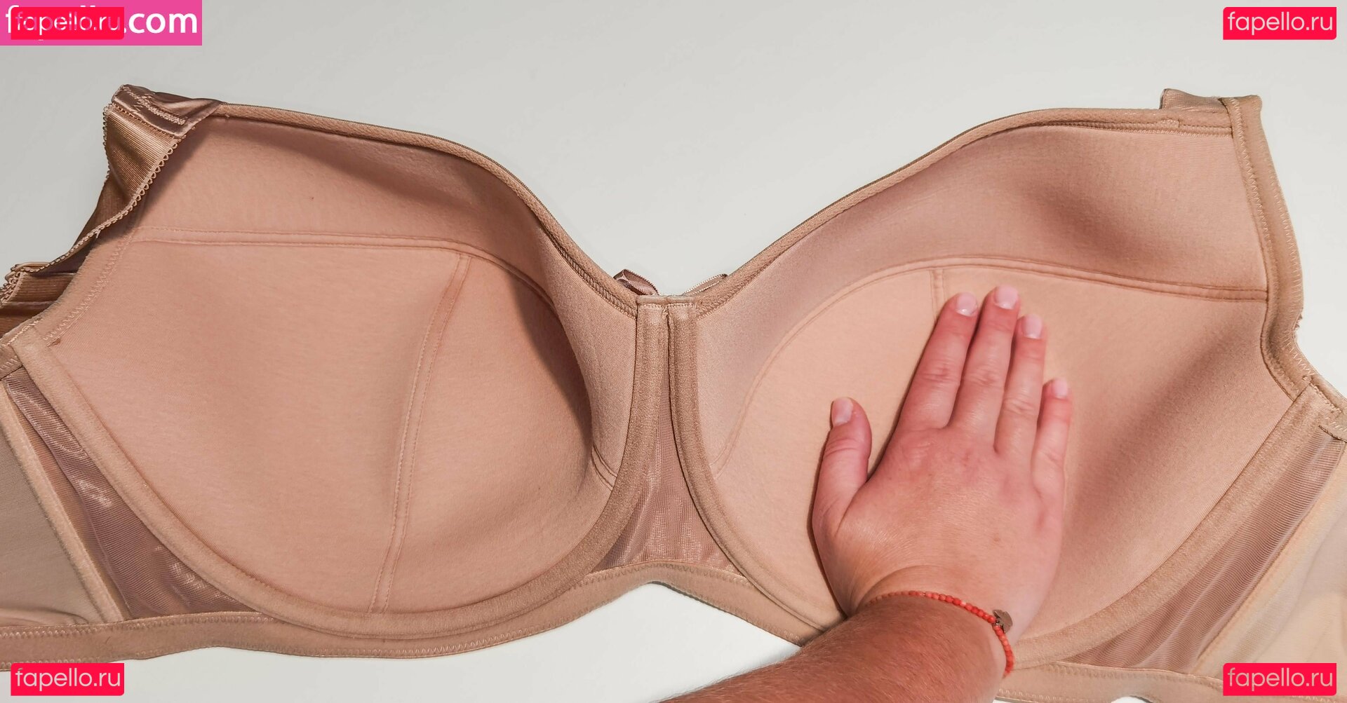 Nina Phoenix / ninaphoenix / ninaphoenix_ Onlyfans Photo Gallery 