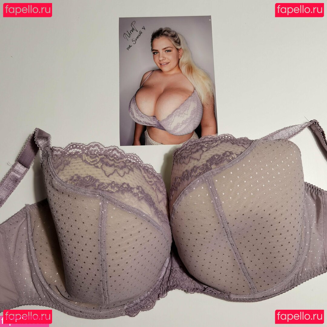 Nina Phoenix / ninaphoenix / ninaphoenix_ Onlyfans Photo Gallery 