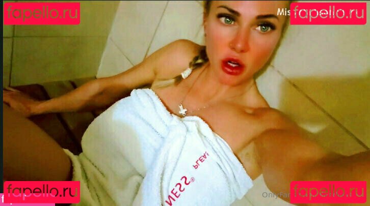 blondblaster Onlyfans Photo Gallery 