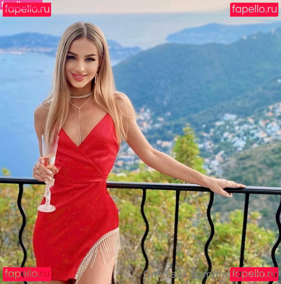 dominanoir / dominia.noir Onlyfans Photo Gallery 