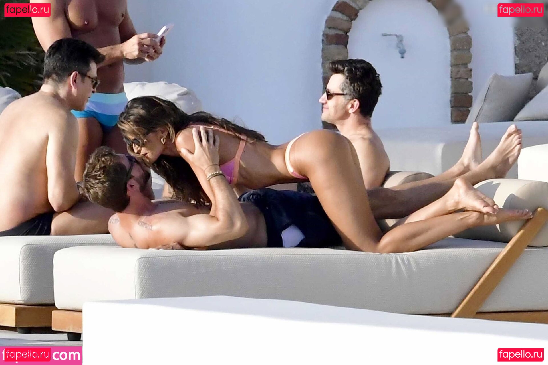 Izabel Goulart / iza_goulart / izabel_goulart / izabelgoulart Onlyfans Photo Gallery 