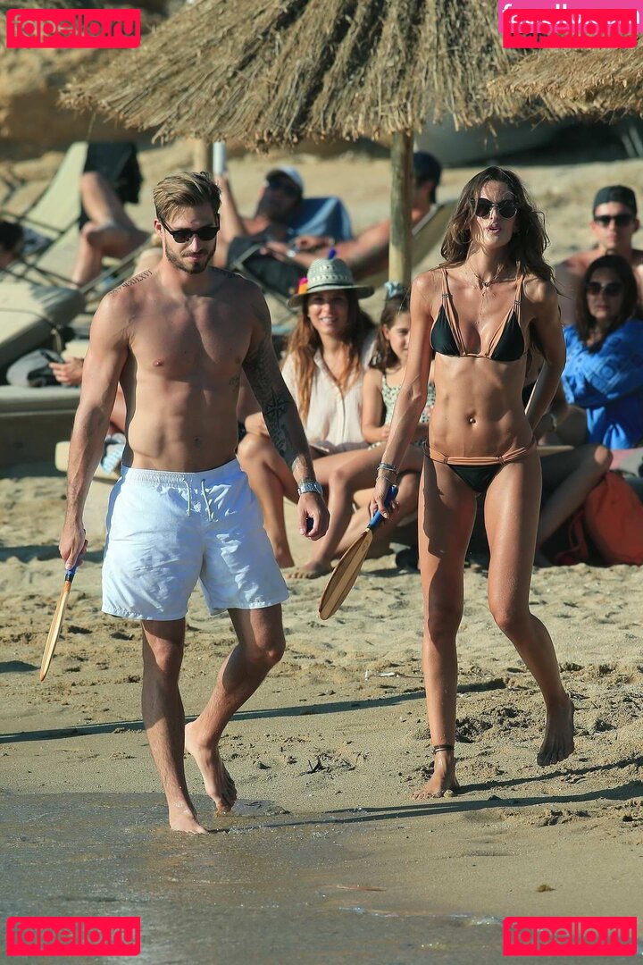 Izabel Goulart / iza_goulart / izabel_goulart / izabelgoulart Onlyfans Photo Gallery 