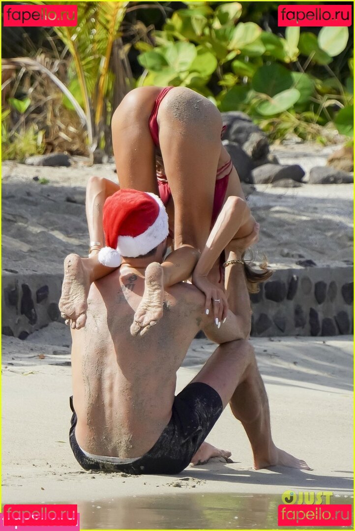 Izabel Goulart / iza_goulart / izabel_goulart / izabelgoulart Onlyfans Photo Gallery 