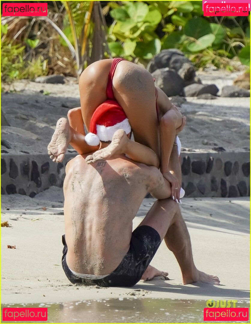 Izabel Goulart / iza_goulart / izabel_goulart / izabelgoulart Onlyfans Photo Gallery 