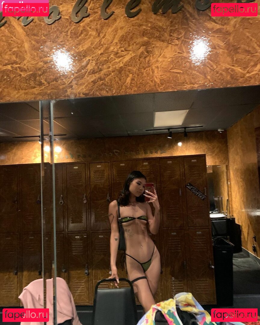 corademi / corademie Nude Onlyfans Photo 15