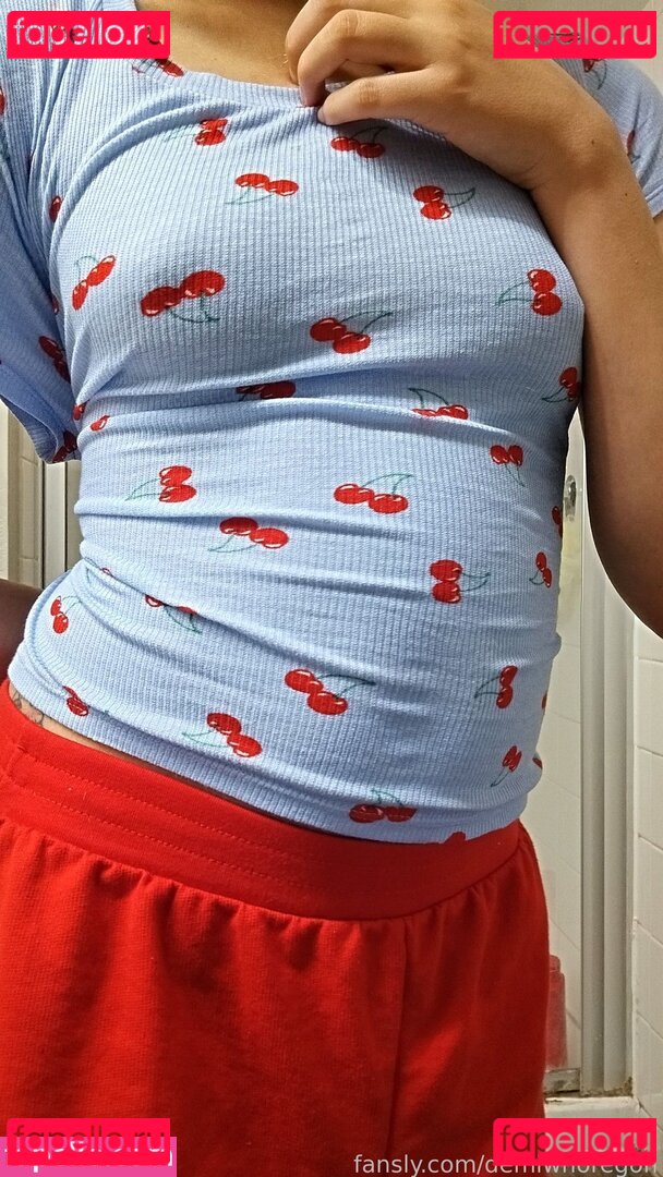 demiwhoregon Onlyfans Photo Gallery 