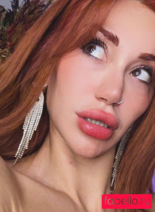 Elif Demirezer Nude Onlyfans Photo 51