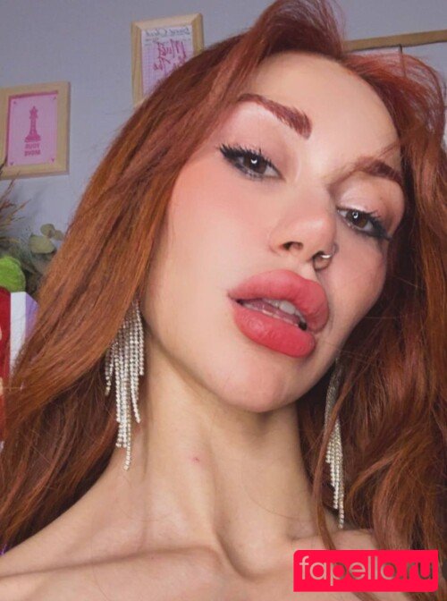 Elif Demirezer Nude Onlyfans Photo 37