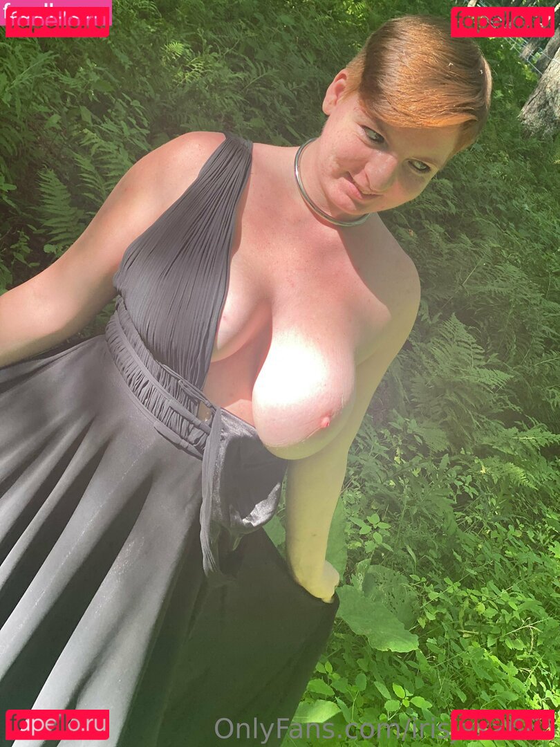 Irisjaxx665 / sarahmreynoldsx356 Onlyfans Photo Gallery 