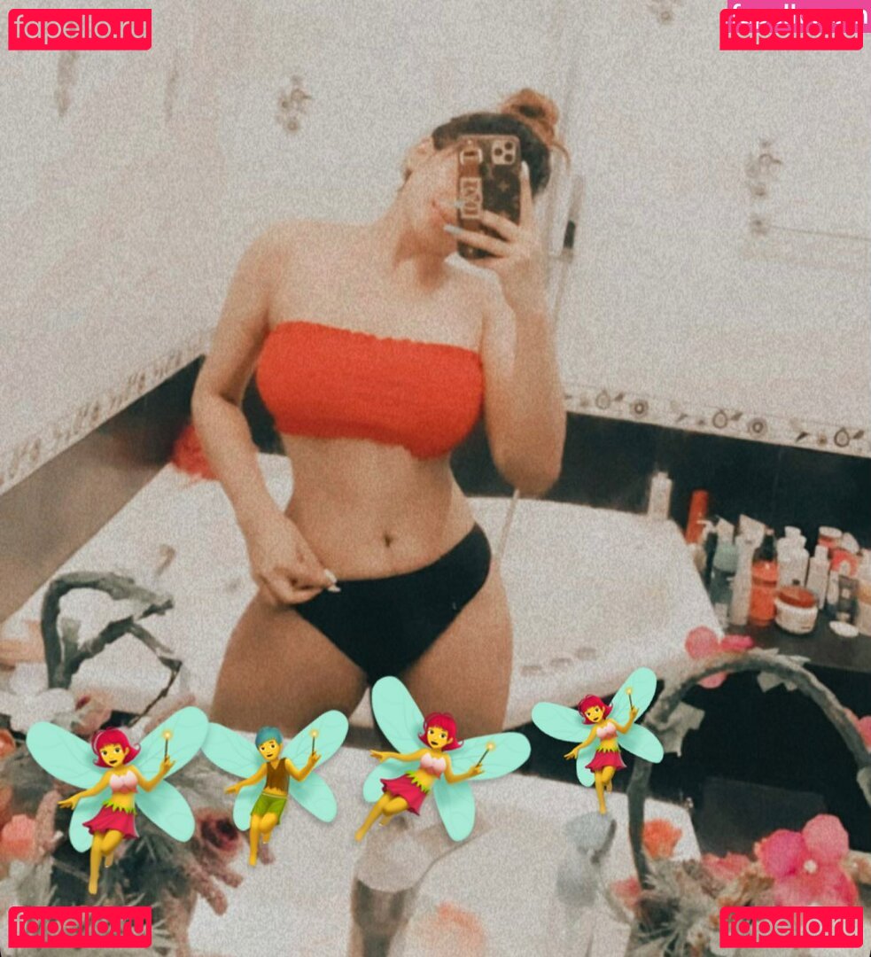 Piumi Hansamali / queenpiumi Onlyfans Photo Gallery 