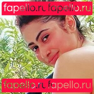 Piumi Hansamali / queenpiumi Onlyfans Photo Gallery 