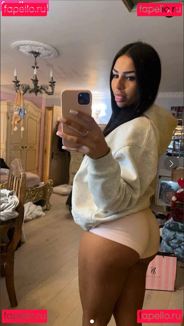 Christabellaeee / itsjadeeeee Nude Onlyfans Photo 45