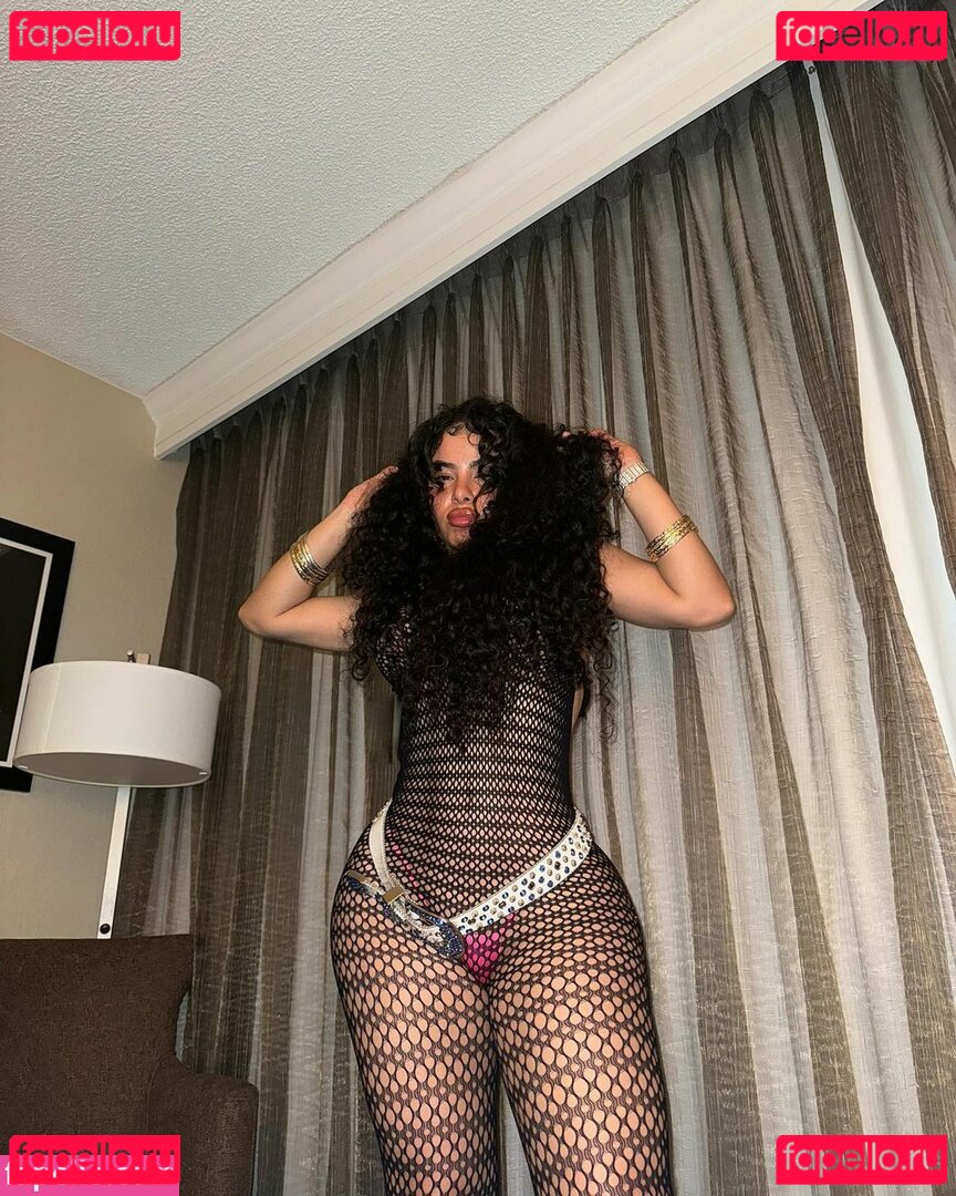 JoVianca Rodriguez / gianka / gianka14 / iamgianka / iamgianka14 Onlyfans Photo Gallery 