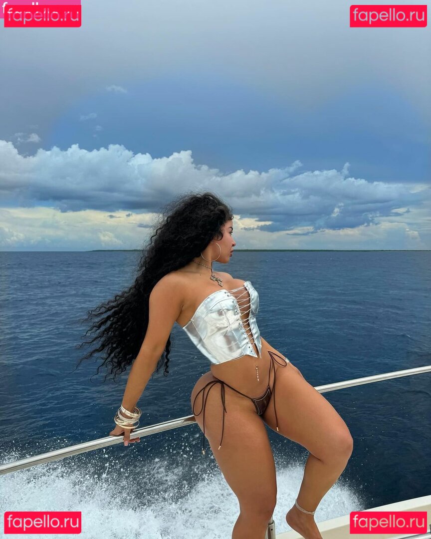 JoVianca Rodriguez / gianka / gianka14 / iamgianka / iamgianka14 Onlyfans Photo Gallery 