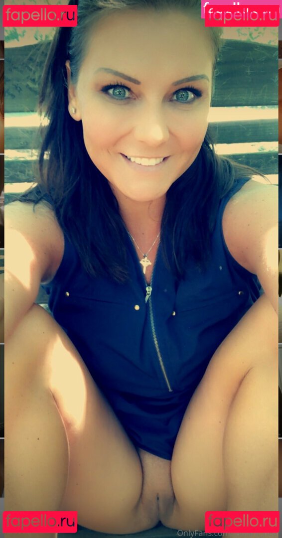 https: / radiant_nea Onlyfans Photo Gallery 