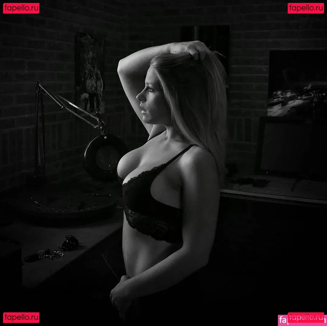 Ernaburn Onlyfans Photo Gallery 