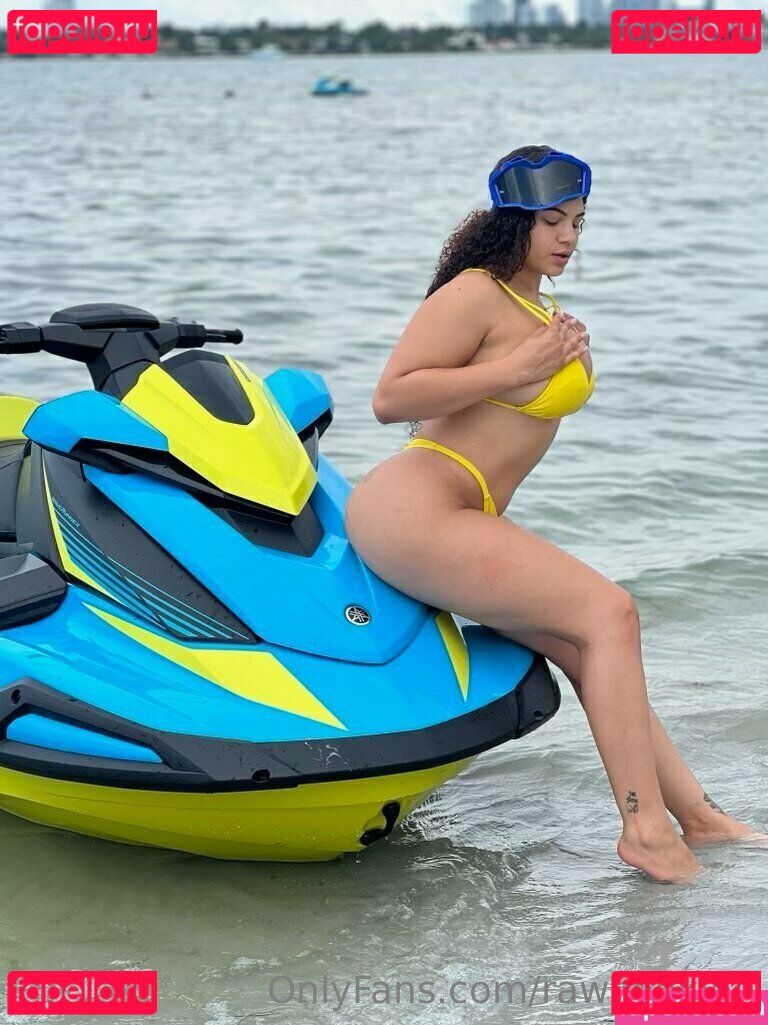 mmilkmarieee / therealcookieee_ Onlyfans Photo Gallery 