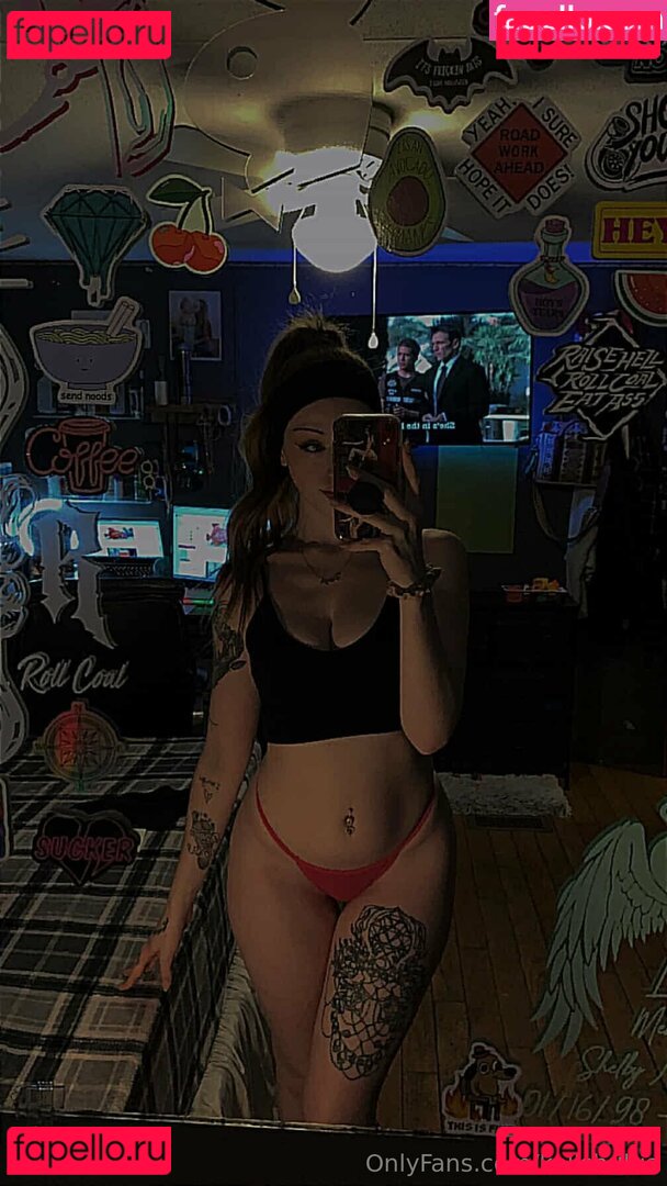 kellmariee / kellymariev_ Onlyfans Photo Gallery 