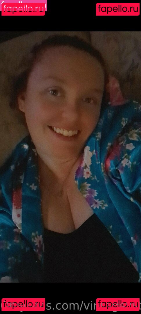 vintage_virginian / vintagewitchteaze Onlyfans Photo Gallery 