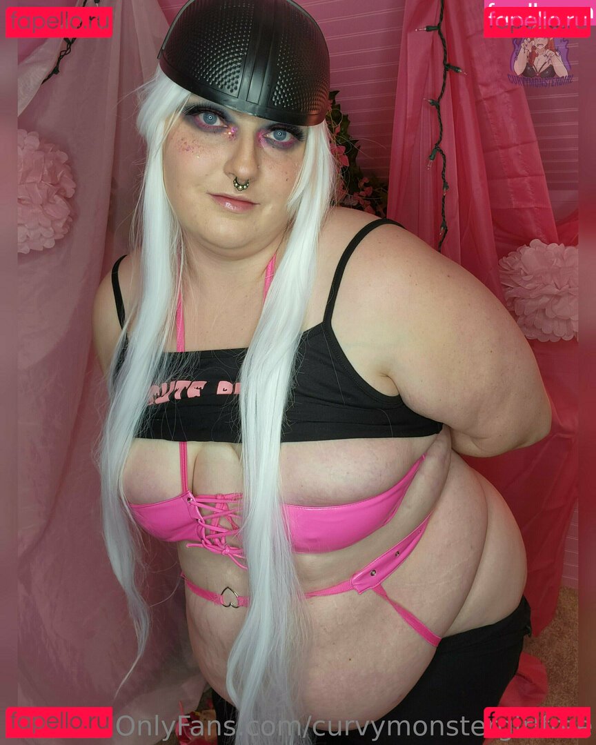 curvymonstergirlfree / freaky_litty_af Onlyfans Photo Gallery 
