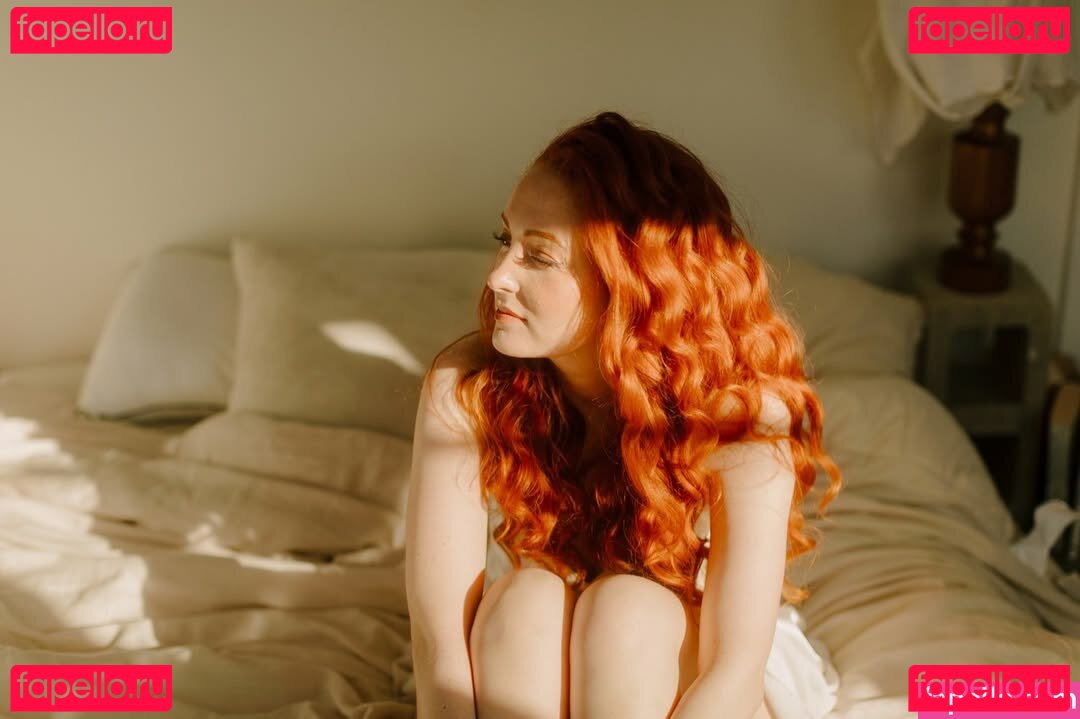 Nicole Simone / late.july / nicolesimonelatejuly Onlyfans Photo Gallery 