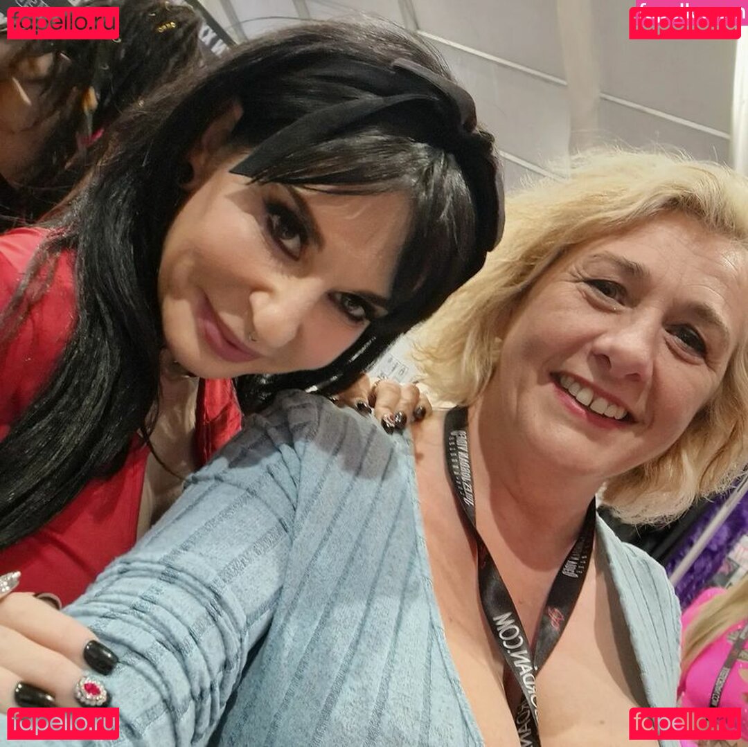 Camilla C / camilla73 / camillacreampie_ / https: Onlyfans Photo Gallery 