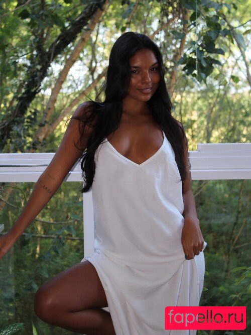 Mell Muzzillo / mellmuzzillo Nude Onlyfans Photo 16