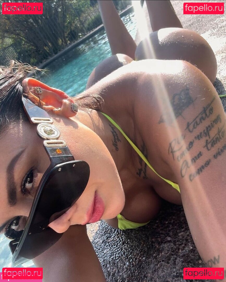 Sonia Isaza / Sonia_Isaza1 / niaisazaoficial Onlyfans Photo Gallery 