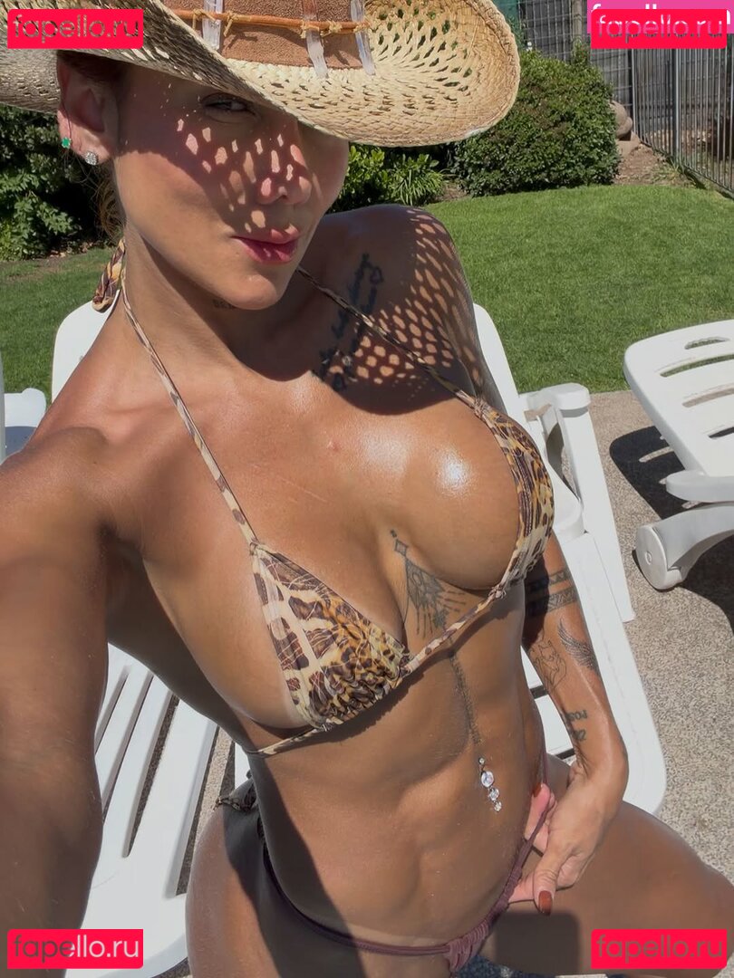 Sonia Isaza / Sonia_Isaza1 / niaisazaoficial Onlyfans Photo Gallery 