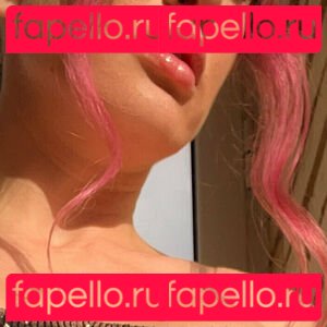 iamlunahale Onlyfans Photo Gallery 