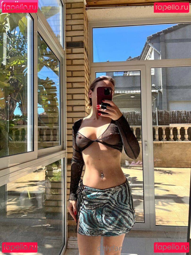 iamlunahale Onlyfans Photo Gallery 