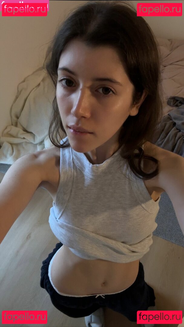 CamiNeko_ / claraneko / ferraracamilla Onlyfans Photo Gallery 