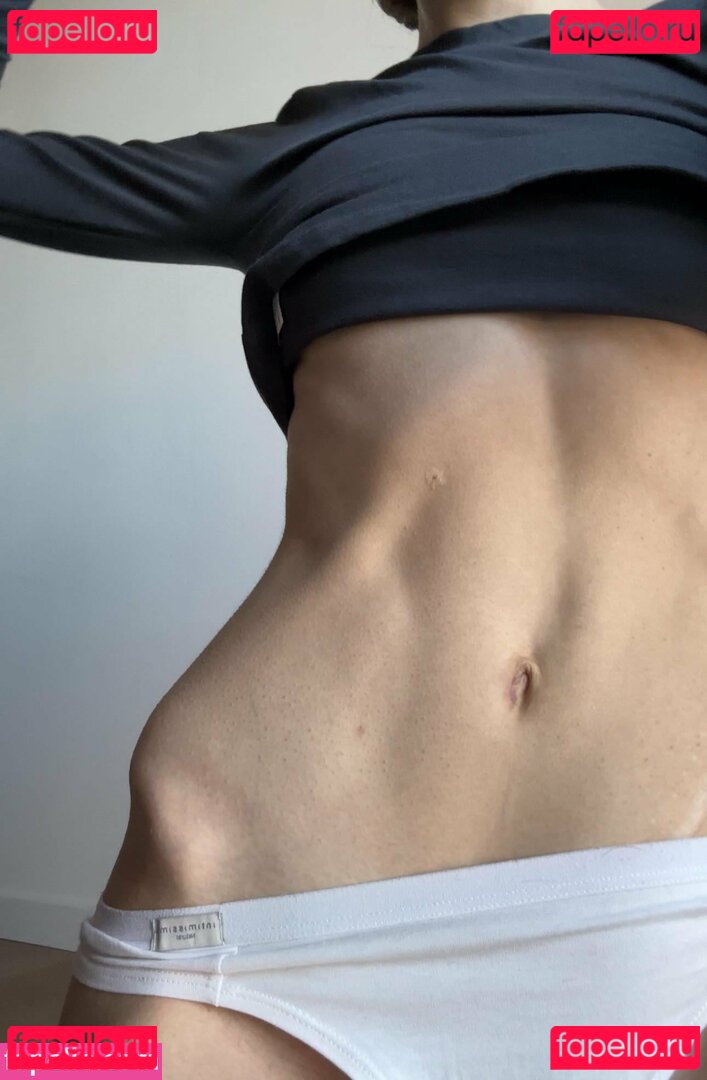 CamiNeko_ / claraneko / ferraracamilla Onlyfans Photo Gallery 