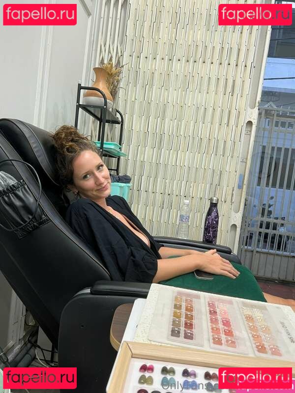 Melody / melmeyer / melodyfcups Onlyfans Photo Gallery 