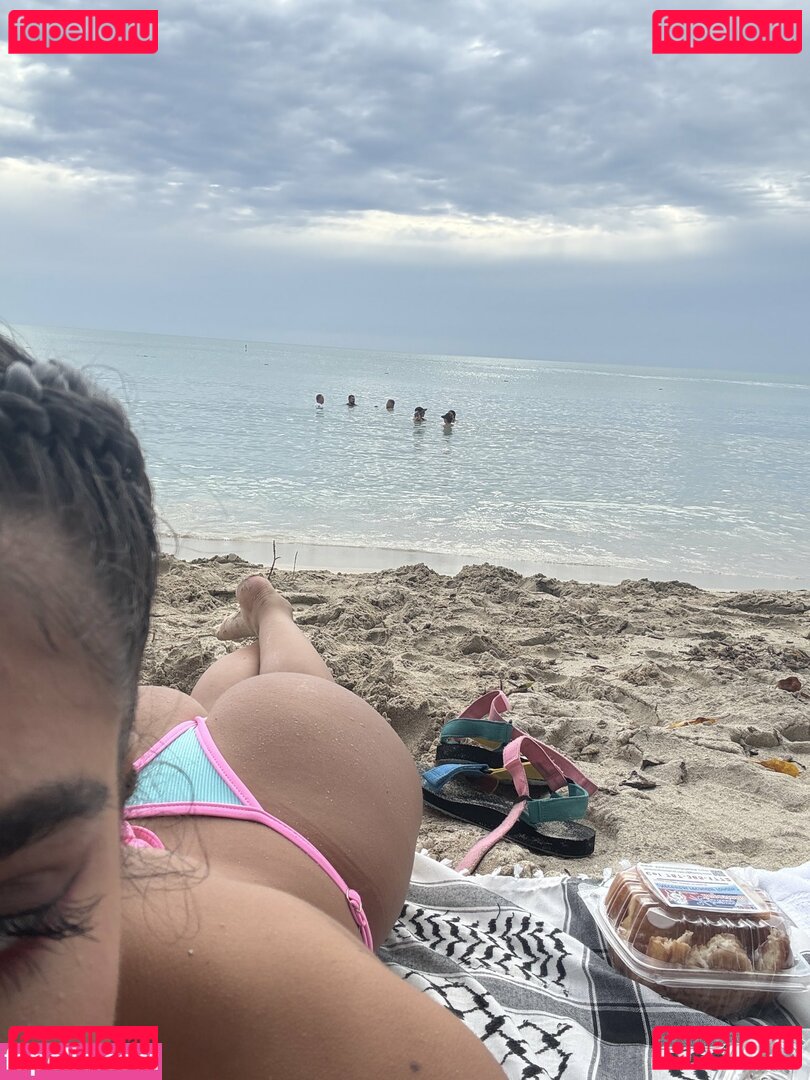 Basedaleja / aleja.m9 Onlyfans Photo Gallery 