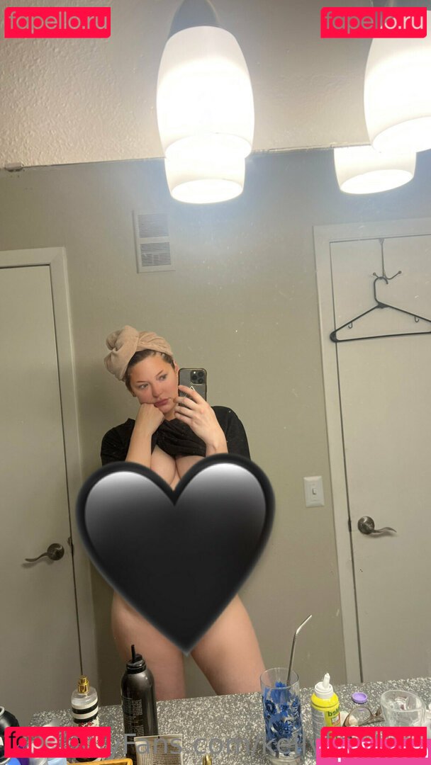 kellllyreid / kellylilred Onlyfans Photo Gallery 