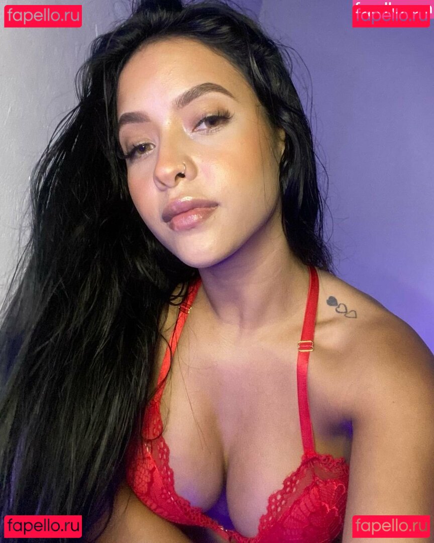 Diana / ggnzal Onlyfans Photo Gallery 