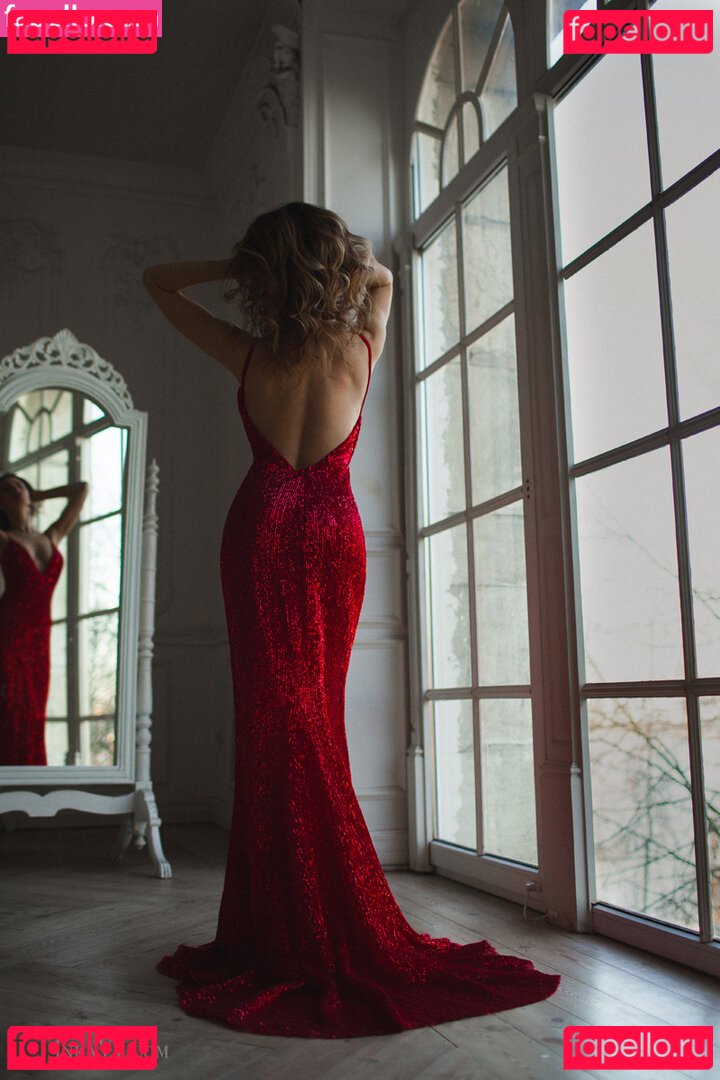 Beau M / Naomi D / Olga Alberti / olgaalberti Onlyfans Photo Gallery 