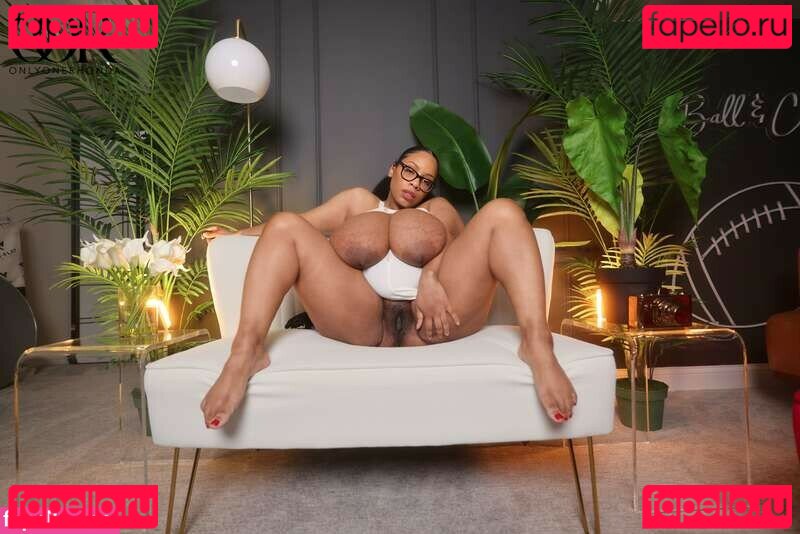 OnlyOneRhonda Onlyfans Photo Gallery 