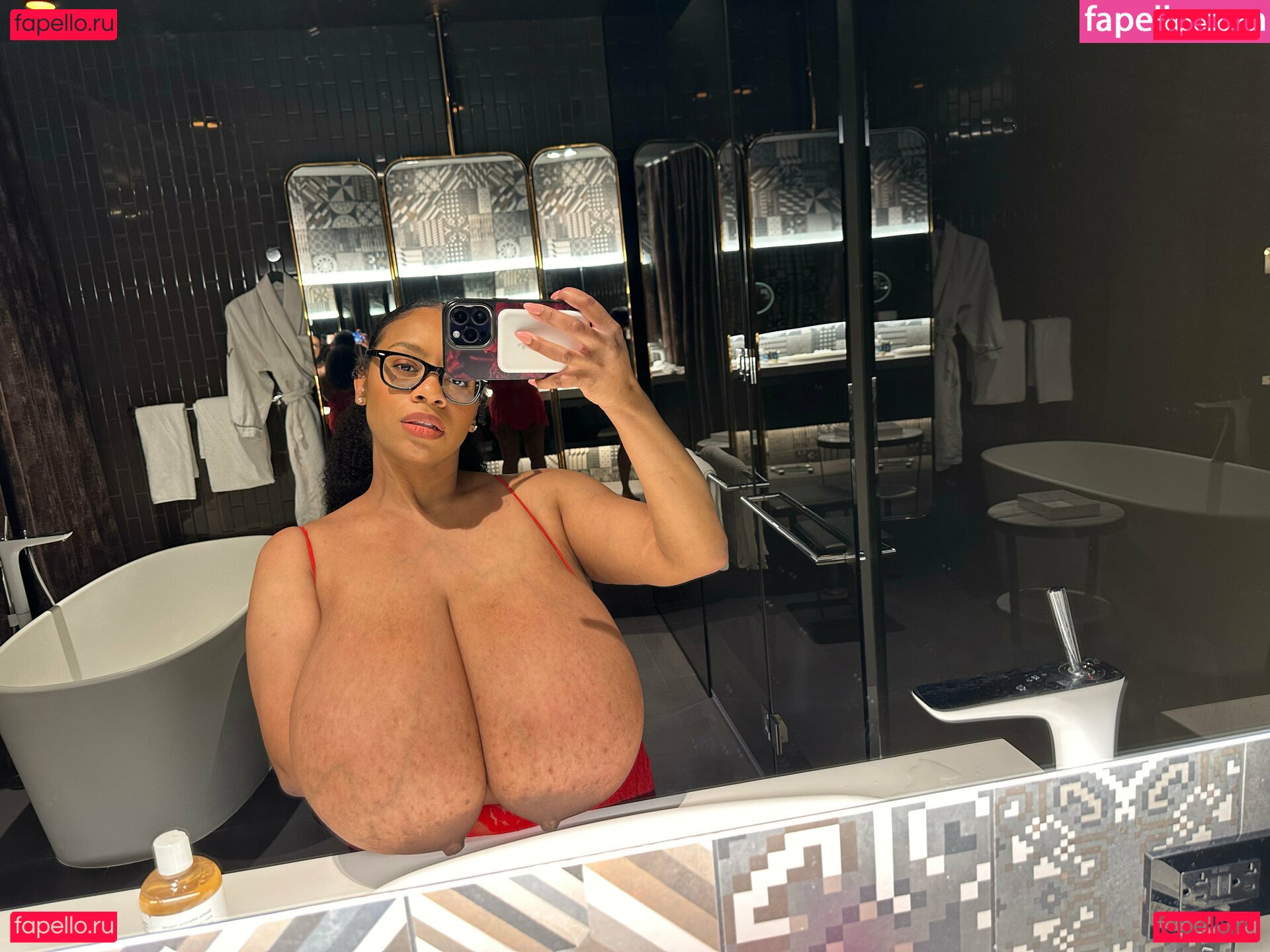 OnlyOneRhonda Onlyfans Photo Gallery 