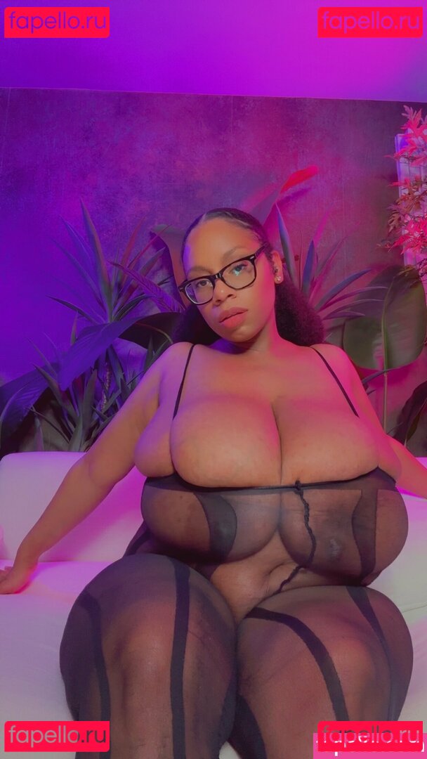 OnlyOneRhonda Onlyfans Photo Gallery 